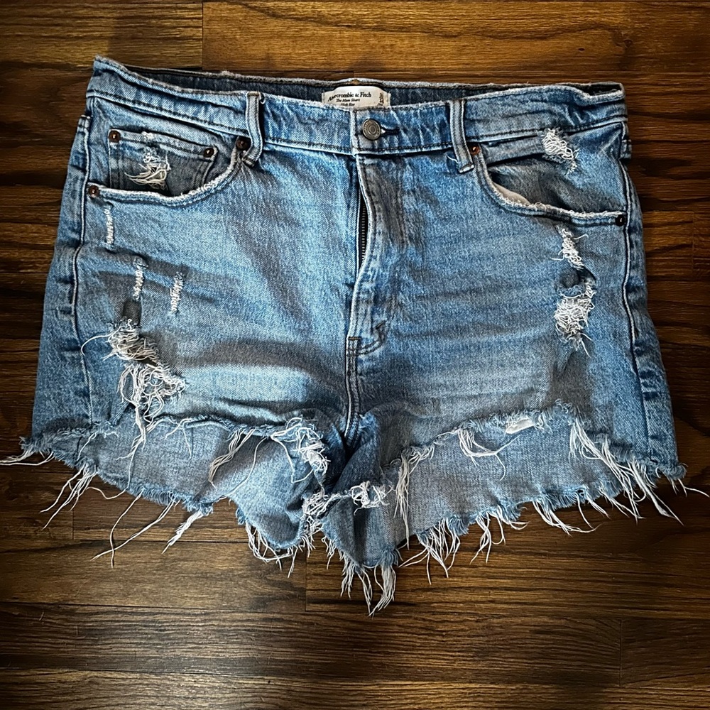 Abercrombie mom short